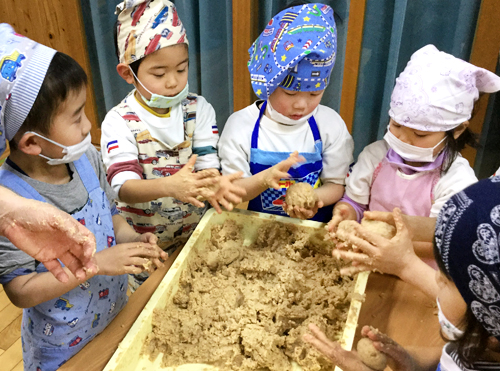 味噌造り